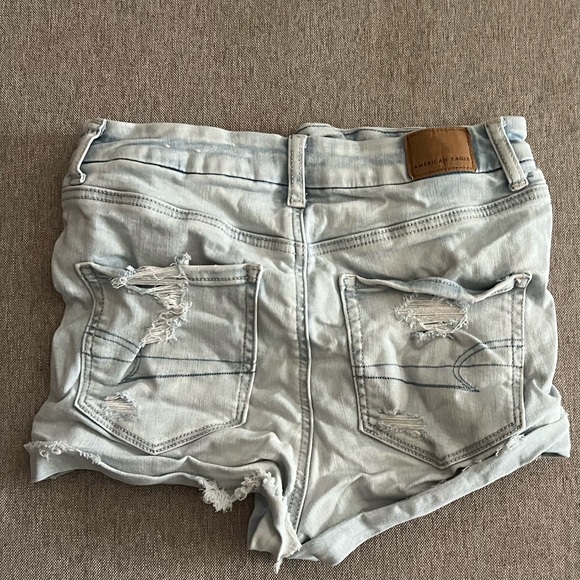 American Eagle Ripped Short Jean Shorts - Picture 3 of 4